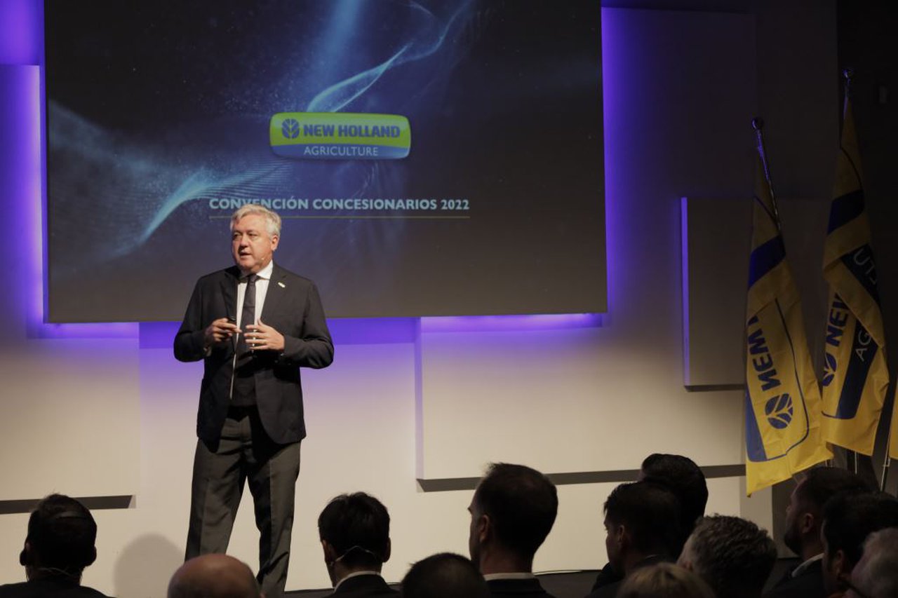 New Holland reunió en Madrid a su personal para hacer balance y detallar los proyectos del próximo año