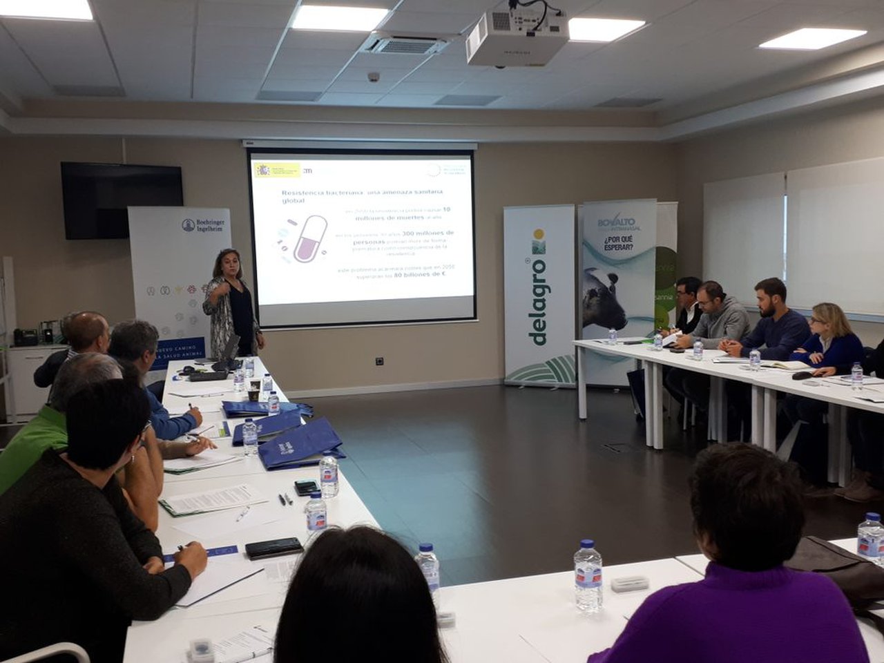 La jornada de Delagro y Boehringer Ingelheim reunió a una veintena de veterinarios