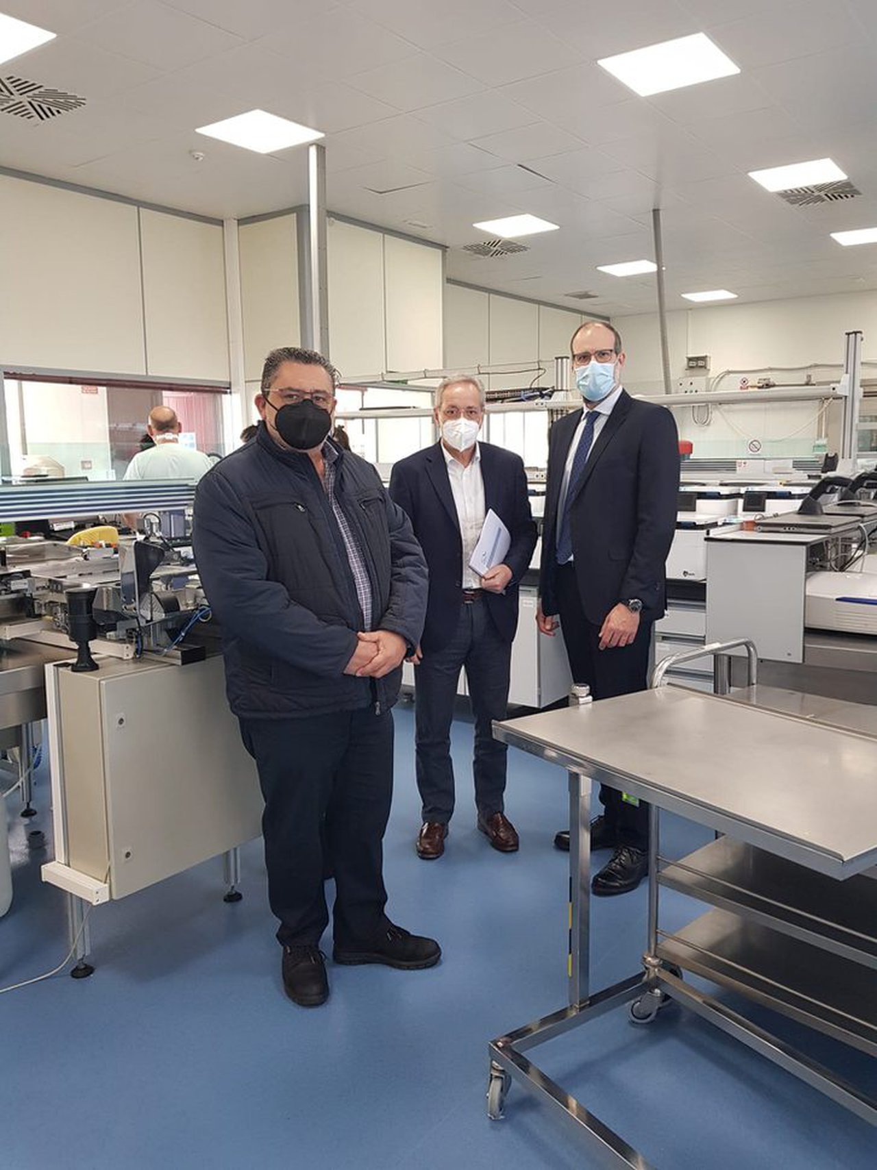 La Xunta y Ligal firman un convenio para realizar 1,5 millones de analíticas de muestras de leche durante cuatro años