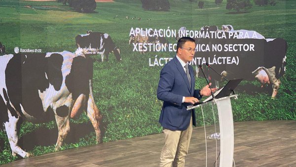 La Xunta presenta Conta Láctea, la aplicación que aumenta el poder negociador de los ganaderos