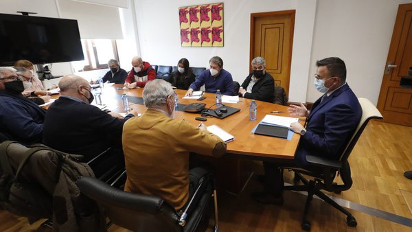 La Xunta propone al Estado que active una prima de emergencia de hasta 4 céntimos por litro de leche