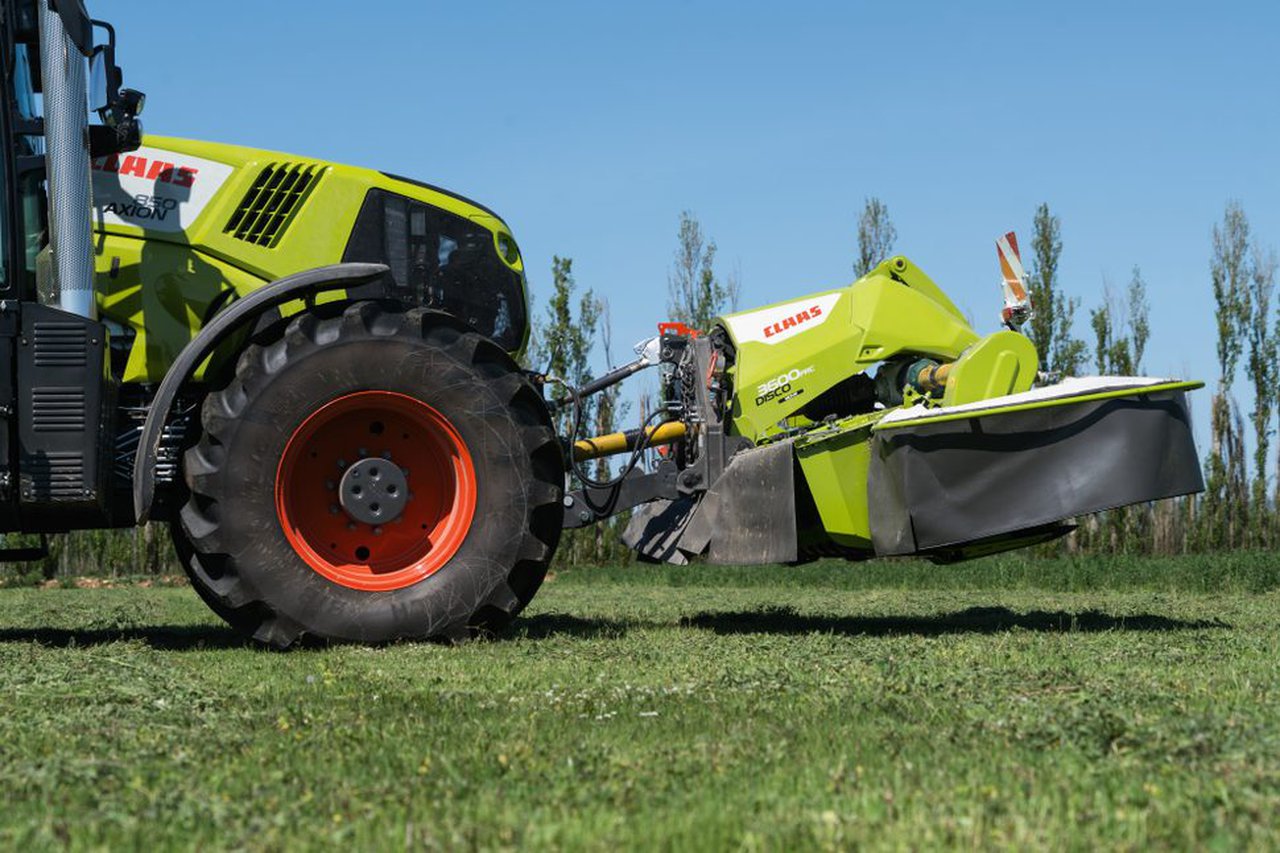 CLAAS amplía a súa serie DISCO con novas segadoras