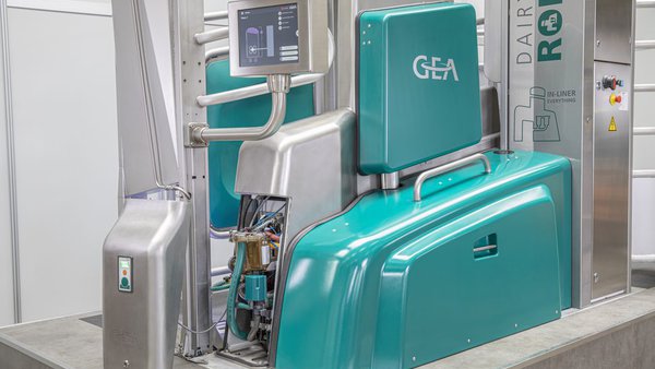 GEA presenta unha nova xeración de robots de muxido para unha maior rendibilidade das granxas