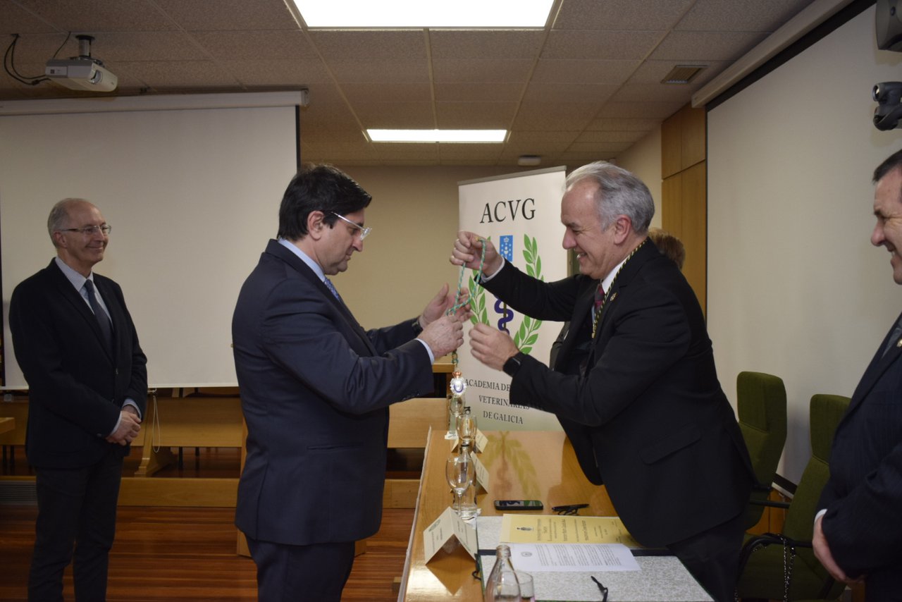 Alberto Cepeda Sáez ingresa en la Academia de Ciencias Veterinarias de Galicia como académico correspondiente nacional