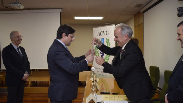 Alberto Cepeda Sáez ingresa en la Academia de Ciencias Veterinarias de Galicia como académico correspondiente nacional
