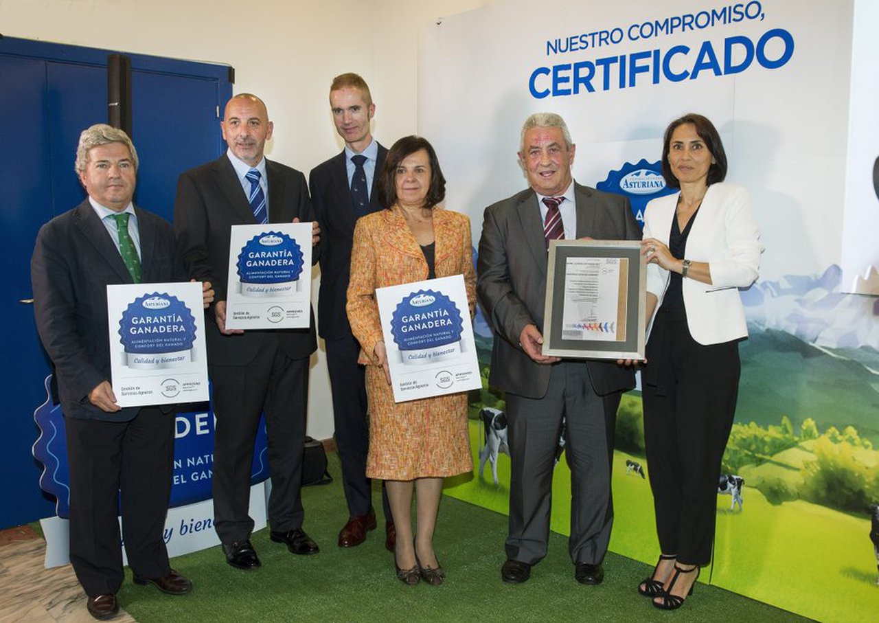 Central Lechera Asturiana presenta su sello Garantía Ganadera