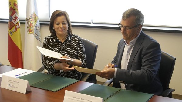 Nuevo acuerdo entre CLUN y la Xunta en apoyo al grupo ‘Mulleres de Seu’