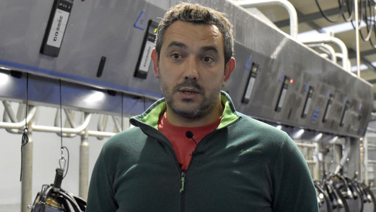 “Agardo que todo isto polo menos sirva como reflexión e para saber que, se se para o sector primario, párase todo”