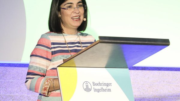 A ministra Carolina Darias remarca a importancia de One Health nunha xornada de Boehringer