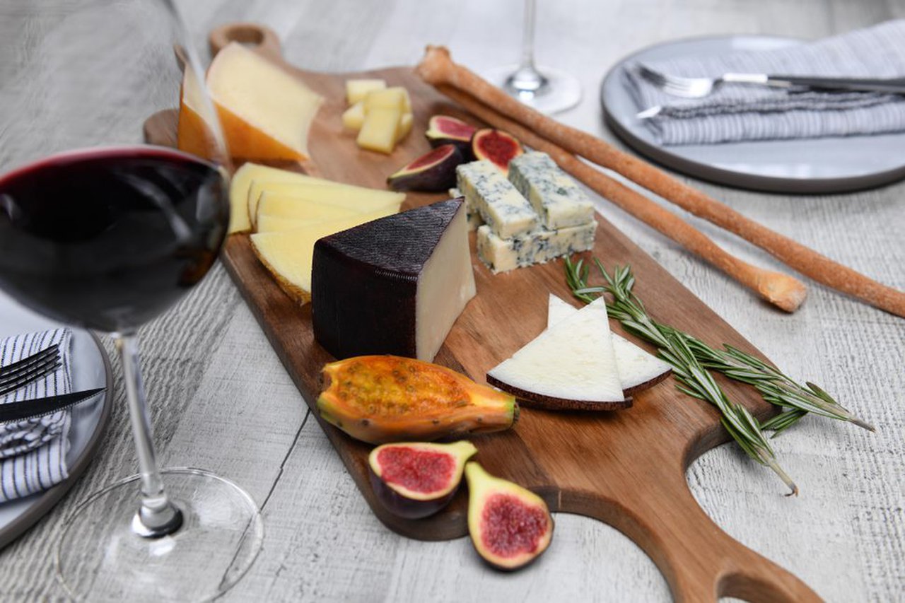Ganaderos, cooperativas y fabricantes animan a consumir productos de origen nacional en el Día Mundial del Queso