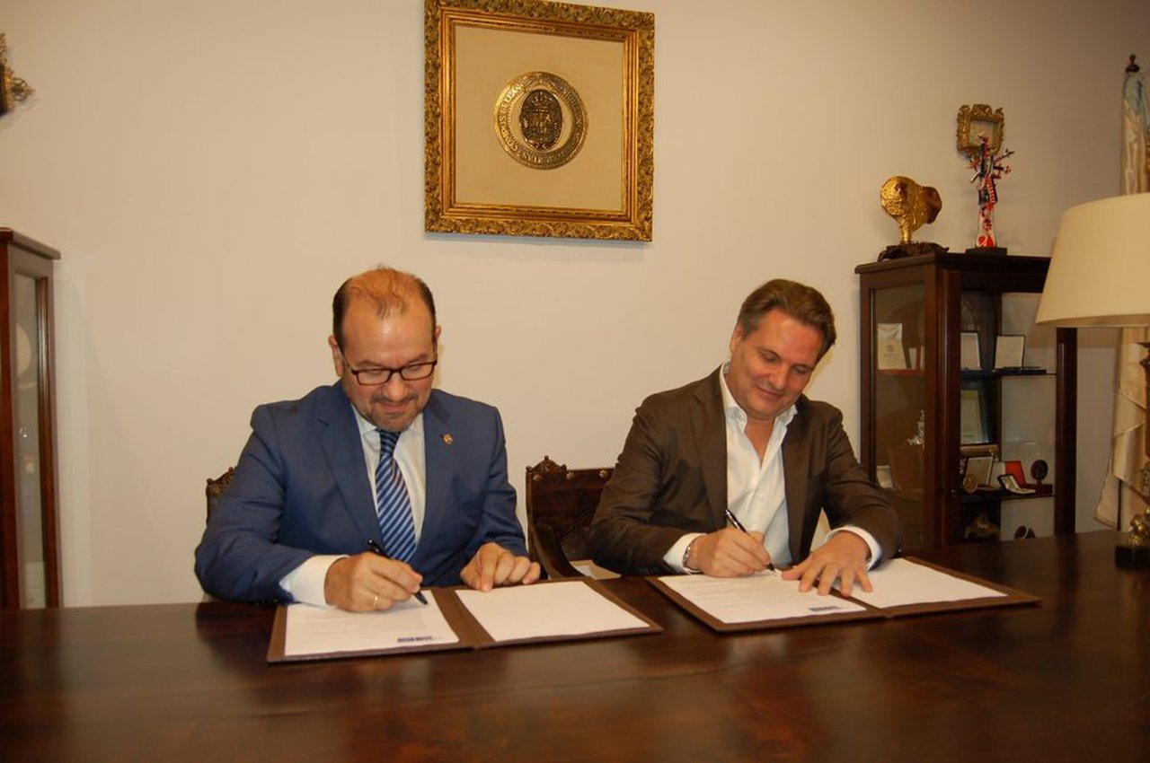 Soaga y la USC firman el acuerdo de colaboración para la elaboración de nuevos fertilizantes
