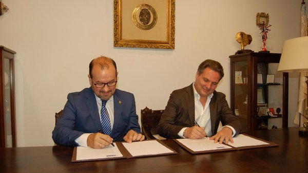 Soaga y la USC firman el acuerdo de colaboración para la elaboración de nuevos fertilizantes