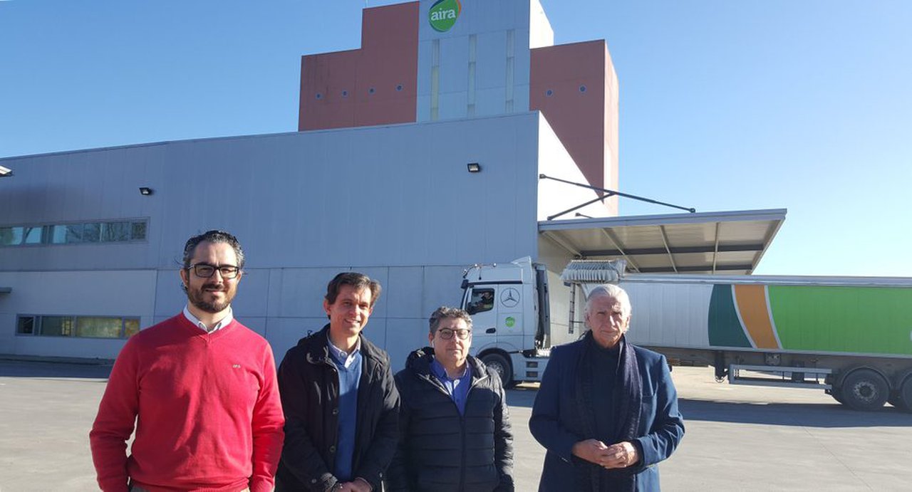 Aira instala un parque fotovoltaico en su planta de piensos de Taboada