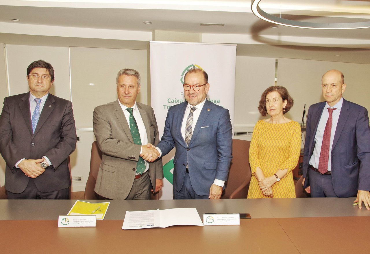 La Universidad de Santiago de Compostela y la Fundación Caixa Rural Galega Tomás Notario Vacas colaboran para convocar contratos de predoctorado