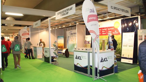 ICL presentou en Agraria as súas solucións para unha nutrición precisa en cereais, viña, hortícolas e fresa