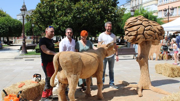 A Vaca e o Carballo, nuevo monumento en Lugo como homenaje al rural gallego