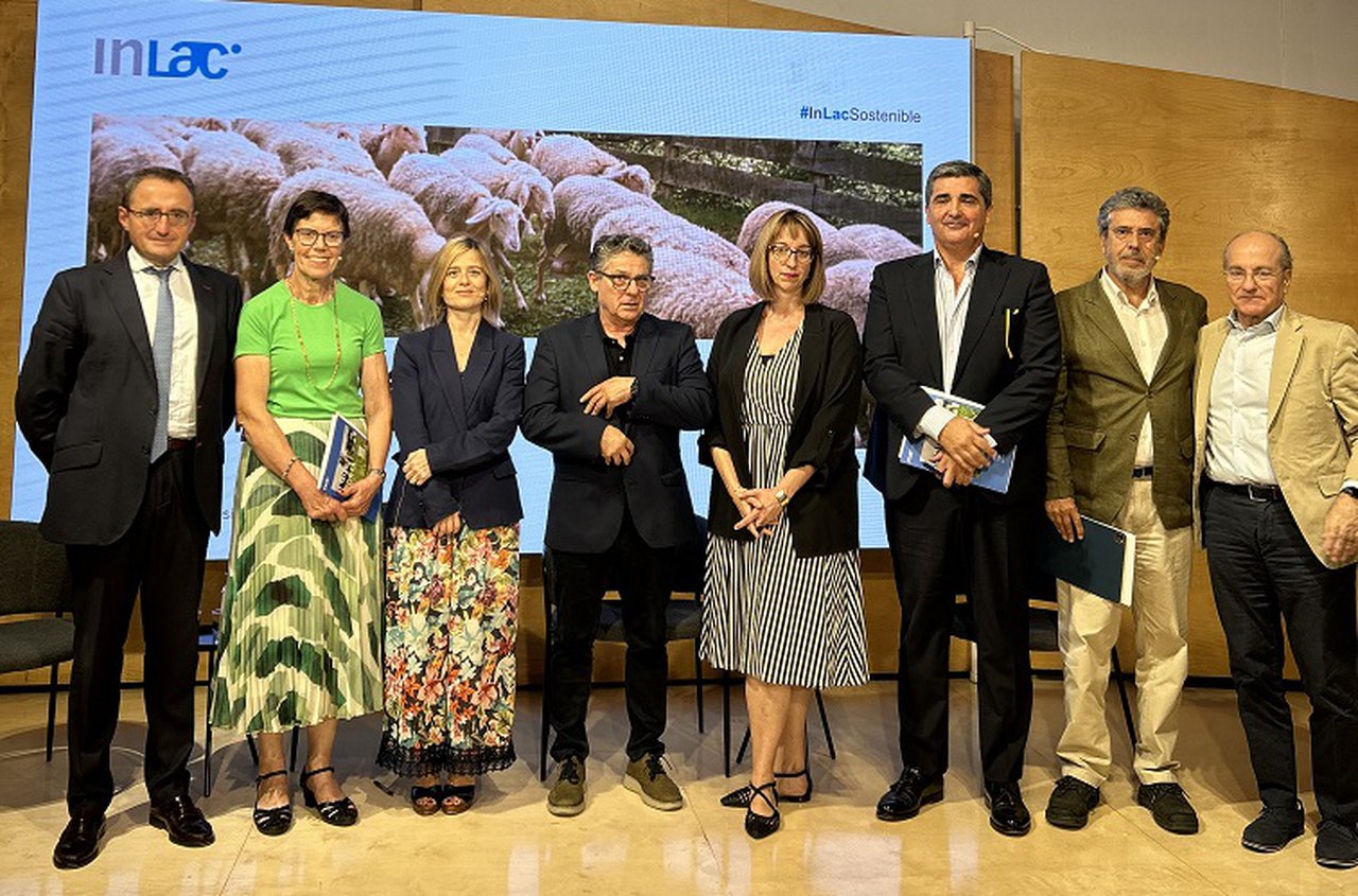 La InLac presenta un informe con las bases para un futuro sostenible del sector lácteo español