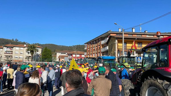 Mañana habrá nuevas concentraciones de ganaderos en Madrid y Cantabria