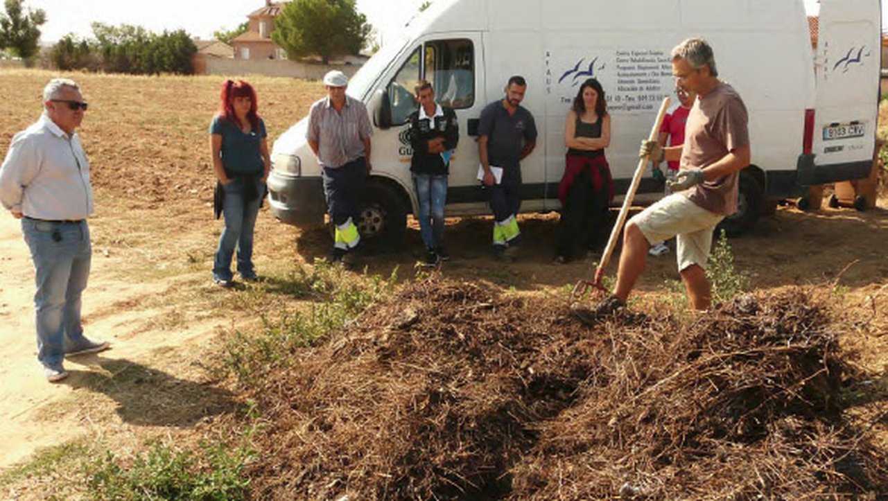 Explorando alternativas agrocompostadoras para la gestión de residuos