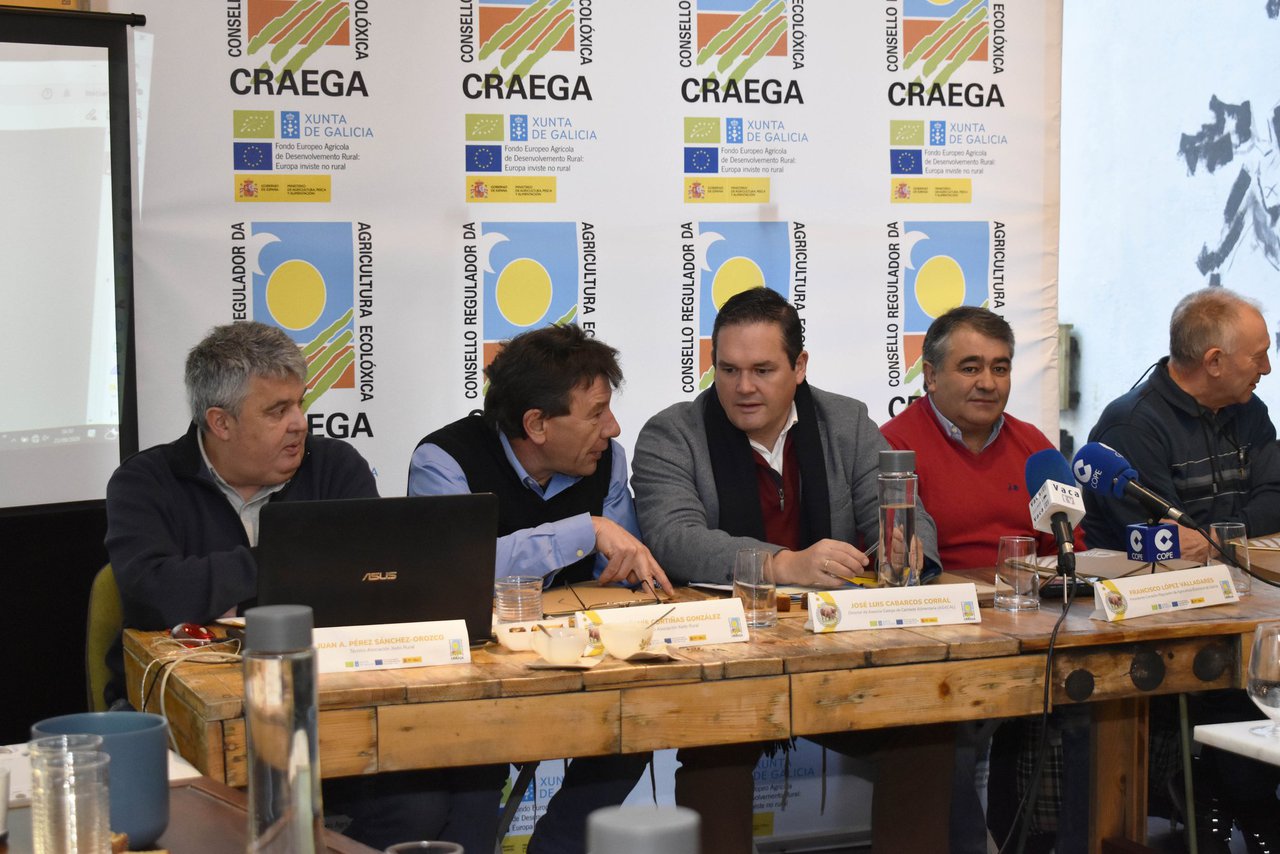 El Craega presentó ayer un estudio de la biodiversidad en las granjas de producción ecológica de bovino
