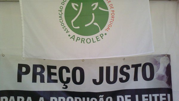 La Aprolep se manifiesta en Oporto por un precio justo para la leche