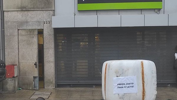 Las protestas por el precio de la leche se replican en Portugal, el país peor pagado de la UE