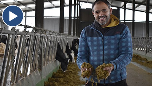 José Manuel Raposo valora os produtos de Fertiberia Tech