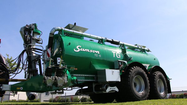 Ampliada en Durán Maquinaria la gama de cubas de purín de Samson con el nuevo modelo TG 15