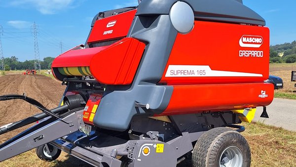 Maschio Gaspardo pone a prueba su rotoempacadora Suprema