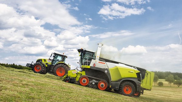 Cúmprense 25 anos desde que  Claas produce os seus propios sistemas de eirugas Terra Trac en Paderborn