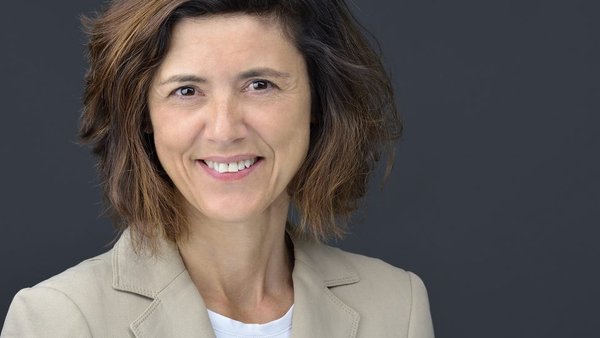 Annaïck Locqueneux: “Esperamos que la leche de la marca de los consumidores aparezca en tiendas Carrefour en junio”