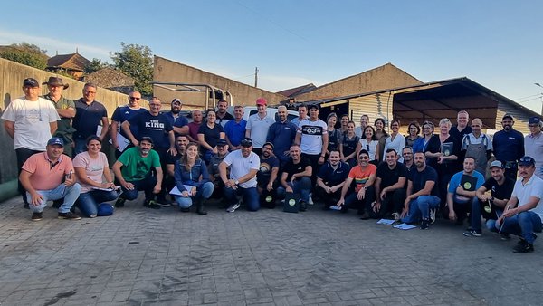 La Asociación Profesional de Podología Bovina (APPB) firma un convenio de colaboración con RoMS