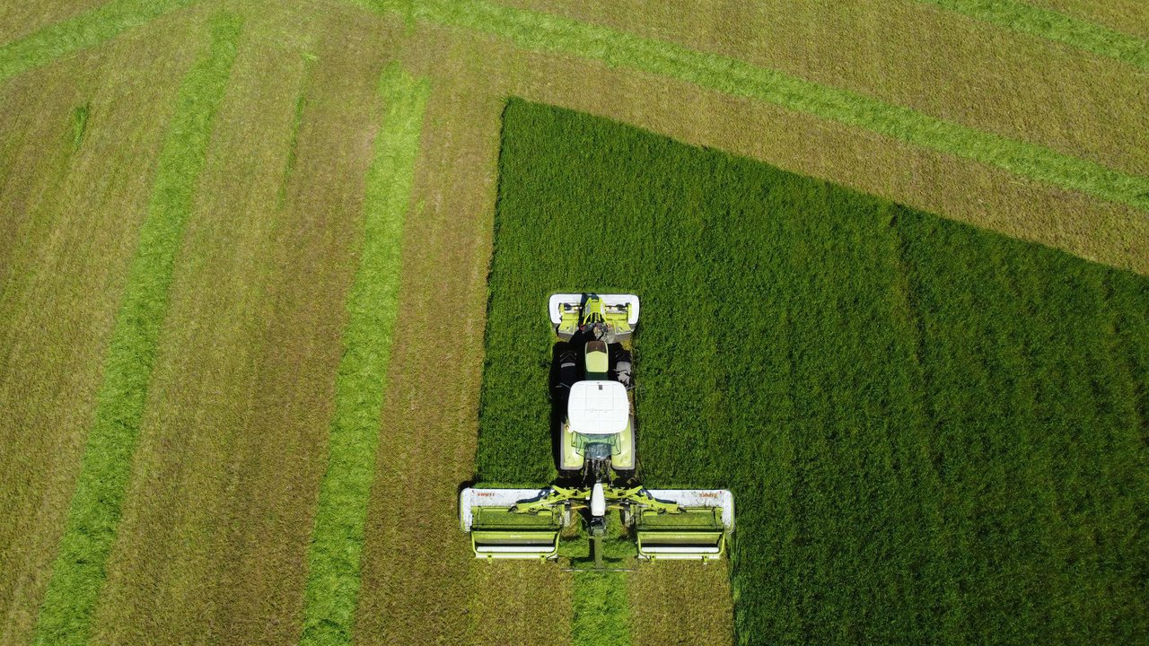 El ensilado de hierba de calidad: la clave para compensar las fluctuaciones de los costes de alimentación