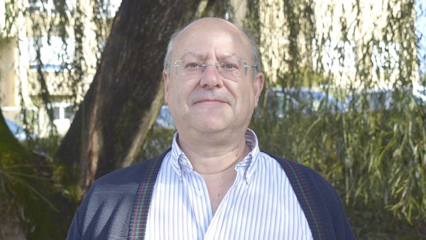 Juan Miguel Rodríguez: “Las conexiones entre la microbiota del rumen, del intestino y de la glándula mamaria de la ubre son muy potentes”
