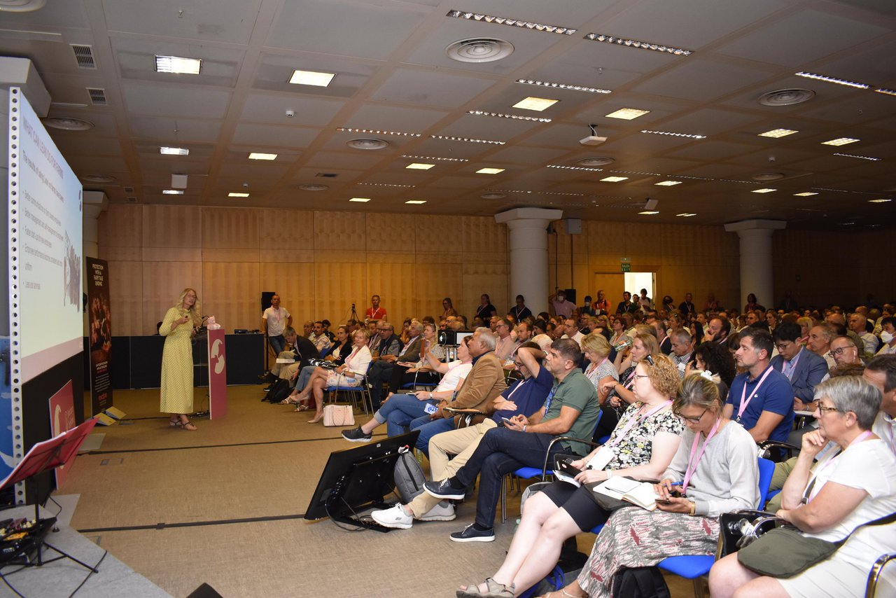 La salud animal, la inmunología y la reproducción, temas centrales de la primera jornada de conferencias del WBC 2022
