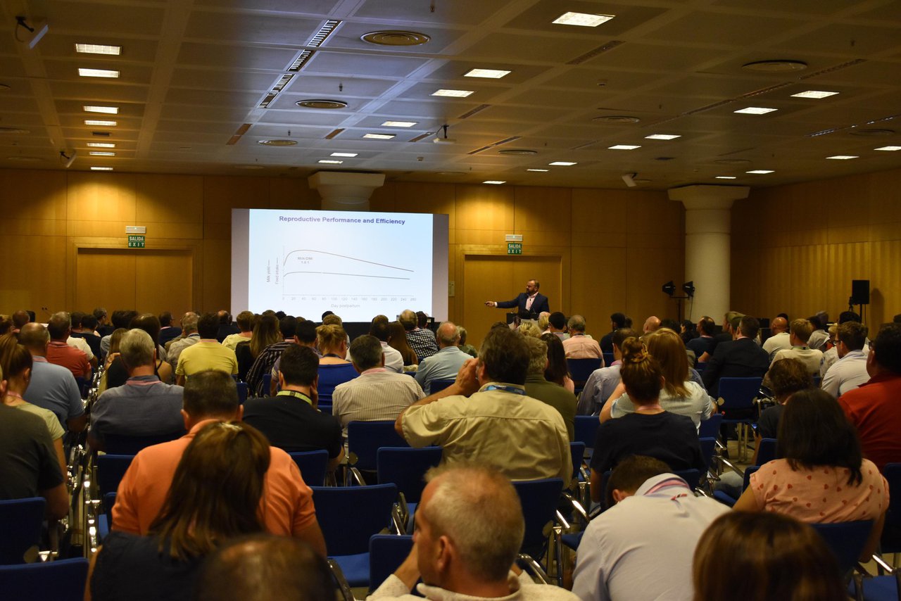 La segunda parte del Congreso Mundial de Buiatría pone el foco en la salud de ubre, la genética y la podología de los rumiantes